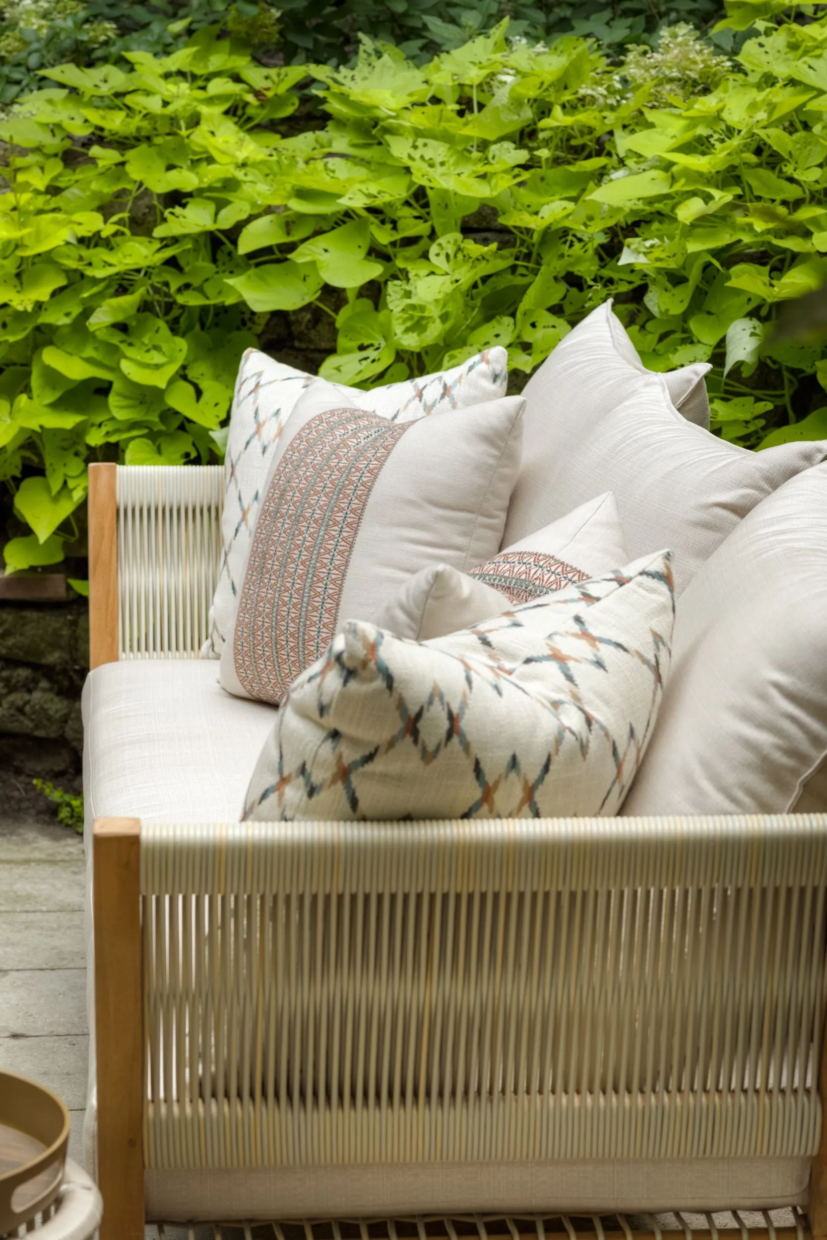 Outdoor -UV Lete Ceramic Pillow